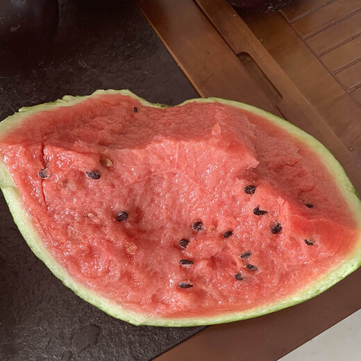 Zhongke Maohua Fruit and Vegetable Seeds Unparalleled Sweet King Watermelon Seeds High Round Big Red Flesh Watermelon Seeds Planted in Myanmar Base Unrivaled Sweet King 10g/bag About 150 capsules