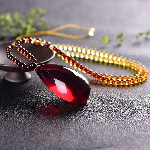 MUSI natural water purified blood amber drop pendant sweater chain Myanmar raw mineral beeswax amber Wushi brand men and women necklace pendant blood amber drop + blood amber chain