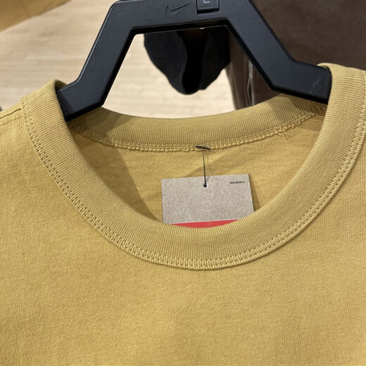 Nike (NIKE) short-sleeved T-shirt for men 2025 summer new half-sleeved sportswear knitted breathable round neck top DO7393-725 pure cotton DO7393-725 yellow XL Recommended weight 150-160Jin [Jin equals 0.5 kg]