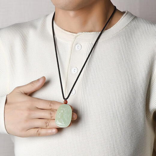 Un millier de jade [produit solitaire Jade] HETIAN JADE GUAN GONG PENDANT MEN COLOR DU SUCHER GUAN ERYE JADE PENDANT JADE PENDANT JADE PENDANT MODÈLE 2 QZM3523