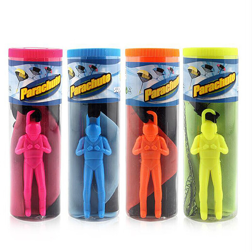 Mom and Dad throw parachute toys children's toys aerial parachute outdoor toys children's parent-child interactive toys