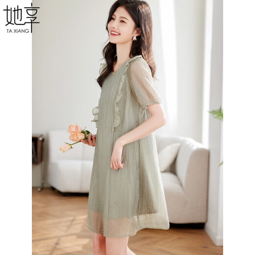 She enjoys short-sleeved dress women's round neck mint mambo gauze skirt Korean style slimming temperament versatile skirt T141Q1805