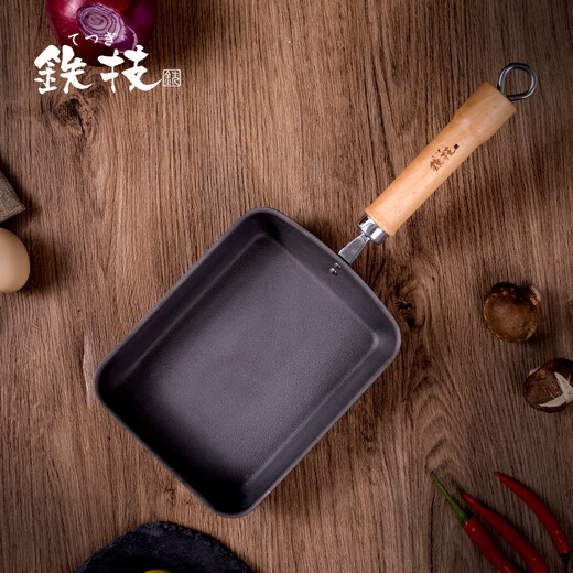 Vdada Tamagoyaki frying pan iron omelette pan wooden handle pan flat bottom design non-stick pan pure iron Japanese iron pan JC-522