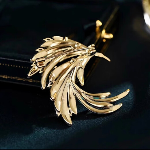 Swiss jewelry industry Chinese style brooch, best-selling enamel gradient micro-inlaid zirconium phoenix tail pin buckle, elegant large collar suit accessories, Blue Phoenix