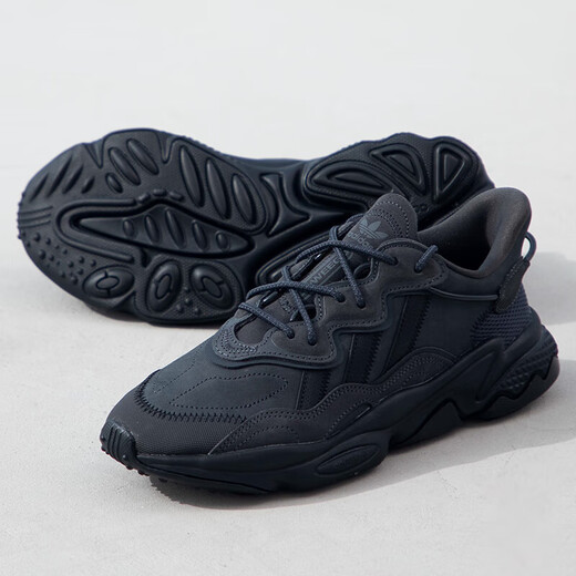 Adidas (adidas) Clover Chaussures pour femmes chaussures masculines Nouvelles chaussures de papa à la mode et à la mode décontractée amortissantes et chaussures de sport chaudes gy9926 / en cuir supérieur / gris foncé / trèfle 40 (longueur intérieure 245 mm)