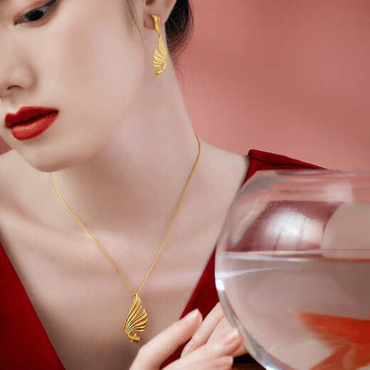 Chiba Jewelry pure gold earrings, happy and joyful gold and jade ancient craft earrings as a birthday gift for your girlfriend. The amount will be refunded based on the actual gold weight. The gold weight is about 5.81g/including AU900 ear needles/including labor costs.