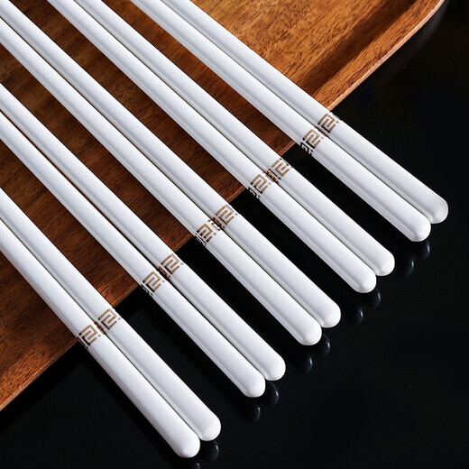 Suoyoute Jingdezhen ceramic chopsticks with gold markings for home use, high temperature resistance, easy to clean, non-deformation, mildew-proof, high-end gift tableware, Jin Ruyi 10 pairs - Ceramic Chopsticks No Specifications