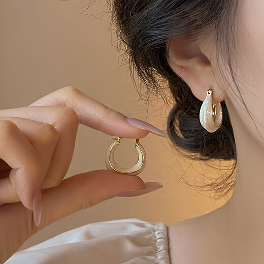 LANSILL dripping glaze earrings for women, light luxury niche design, high-end ear buckles and earrings 2025 new temperament earrings, fashionable milky white dripping glaze earrings E3271