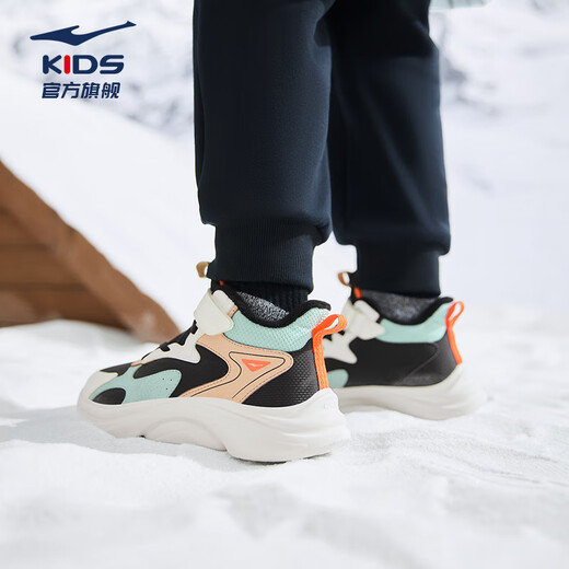 Hongxing Erke (ERKE) children's shoes, casual shoes for boys and girls, children's winter warm cotton shoes, black/microcrystalline white/azure 35