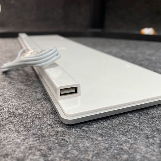 Pure metal MAC G6 Apple A1243 wired keyboard USB full numeric keyboard iMAC free text sticker is white official standard