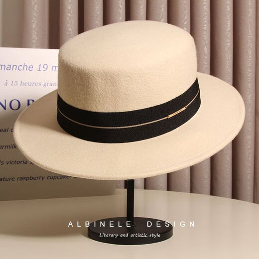 Albinele White Flat Woll Topper für Frauen im Winter Britisch Retro Promi Jazz Hut Mode vielseitige französische Wolle Flat Top Hut klassischer Gurtstreifen-Black M (56-58 cm) Verstellbar