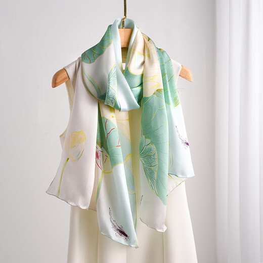Hang Silk House Silk Mulberry Silk Buffal Bufanda exterior Juego de tres piezas para el cumpleaños de la madre Día de la maestra Green Green Green