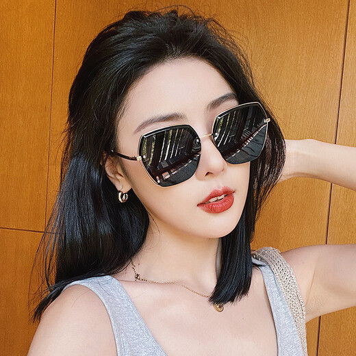 Omusqin G-Version M-Sonnenbrille für Damen mit runden Gesichtern, Retro-Fahren, trendige Anti-UV-Sonnenbrille im koreanischen Stil für große Gesichter, schlankmachende polarisierte Sonnenbrille, schwarzgoldener Rahmen, schwarze und graue Folien