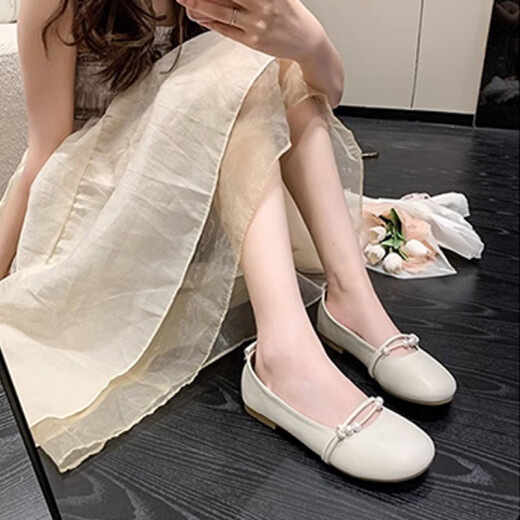 Nine-inch sunshine flat shoes for women, round toe pearl bean shoes, one-step gentle shoes, versatile apricot color size 38