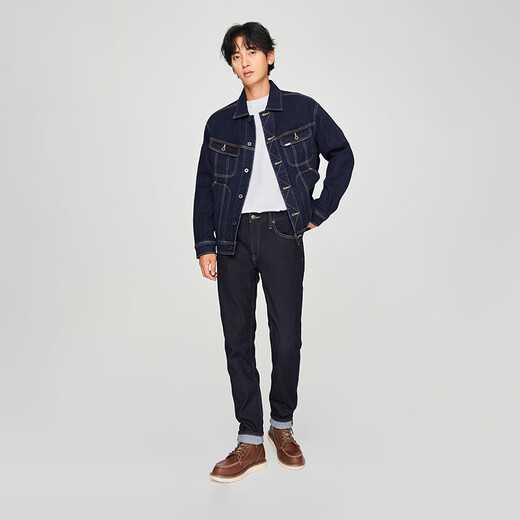 Lee Zhang Linghe endorses the same style of comfortable mid-rise tapered brushed men's jeans in the mall, trendy and washed 34