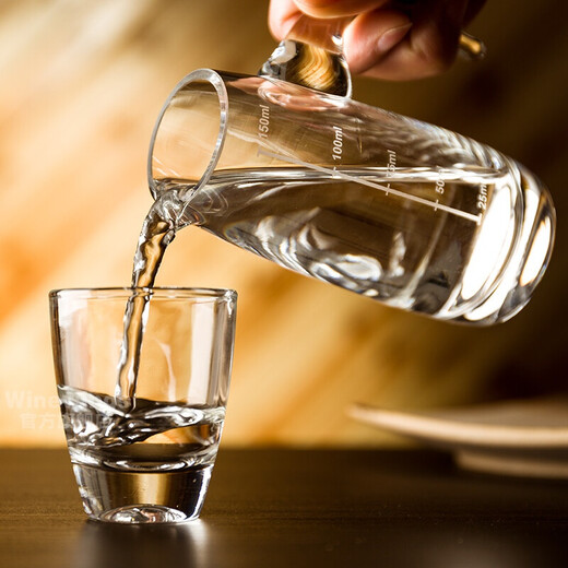 Winewings crystal glass white wine divider with scale red wine decanter divider jug household wine divider white wine wine set 300ml wine divider