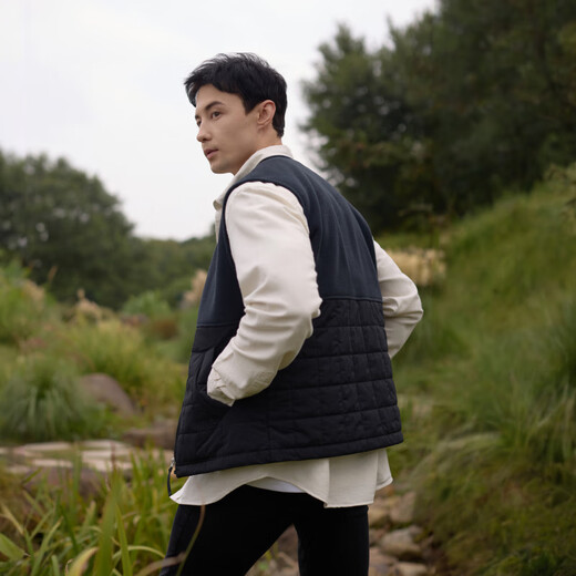 AIGLE AIGAO FLECE VEST POLARTEC теплый и устойчивый
