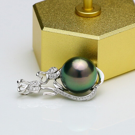 Mu Qin Zhenyu Tulip 18K gold set with diamonds 11.8mm malachite green Tahitian black pearl pendant with identification certificate