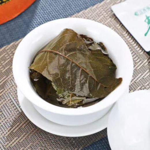 
Qingqianliu 2024 new product Jinliu Jiangxi Xiushui specialty wild alpine ancient tree Qingqianliu tea health tea blood sugar Selected gift box 500g