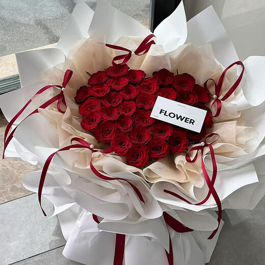 Flowers Valentine's Day bouquet of 99 roses delivered in the same city. Girlfriend's birthday confession and proposal gift for bestie and friend. 33 red roses bouquet loving style. Delivered in the same city. Supports appointment date.