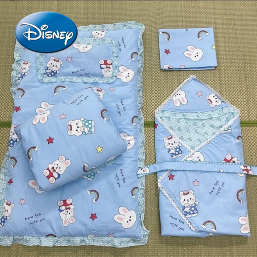 Disney (Disney) baby gift box newborn cotton twill quilt six-piece set cotton six-piece set newborn quilt bag quilt single off-white heart 100cm six-piece set