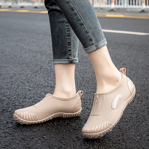 Fashionable Japanese rain boots for women, short rain boots for outdoor work, waterproof non-slip shoes, rubber shoes, flat-soled pull-on shoes, purple 36