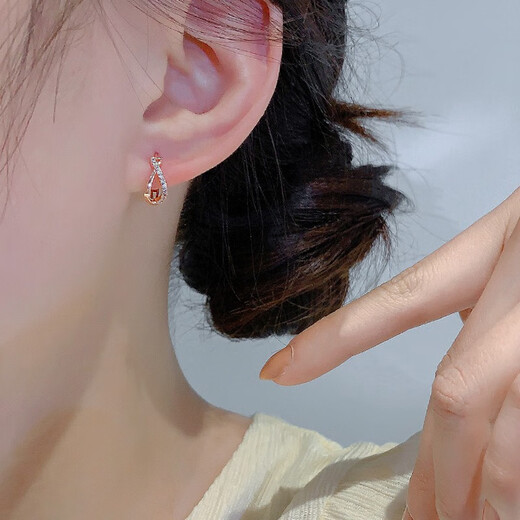 Idel Xiaoyu Earrings 2025 New Niche Design High-end Fashion Earrings Summer Earrings Women's Earrings Earrings Rhinestone Earrings Rose Gold E3181