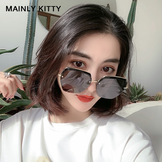 MAINLYKITTY太阳镜女2025新款女士墨镜防紫外线开车驾驶眼镜送女友老婆礼物 【黑灰色】-礼盒装