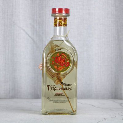 赤耳乌克兰原瓶进口彼得里科夫小麦伏特加洋酒鸡尾酒基酒 500.00mL 1瓶 *