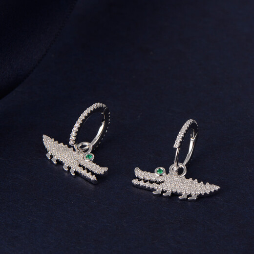 APM MONACO Women's JANVIER Silver Crystal Diamond Small Crocodile Styling Earrings AE10591KGX