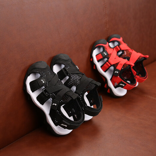 Guirenniao boys' sandals, medium and large children's toe-cap beach shoes, children's shoes, summer style, breathable and versatile, Korean version, summer children's soft soles 805 black 31 (inner length 20.5/foot length 20.0)