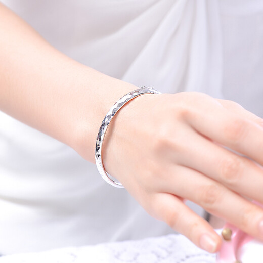 Yuan Shengfu's new PT950 high-quality laser oval platinum bracelet, women's platinum bracelet, concubine bracelet opening, 16.57 grams, ring opening 55mm