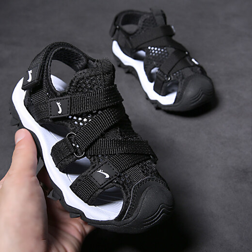 Guirenniao boys' sandals, medium and large children's toe-cap beach shoes, children's shoes, summer style, breathable and versatile, Korean version, summer children's soft soles 805 black 31 (inner length 20.5/foot length 20.0)