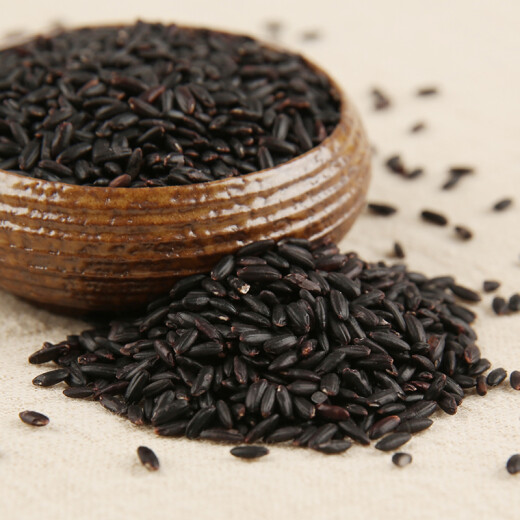 Dewei (dewei) Dewei organic black fragrant rice Northeast long-grain red fragrant black rice whole grains 900g canned