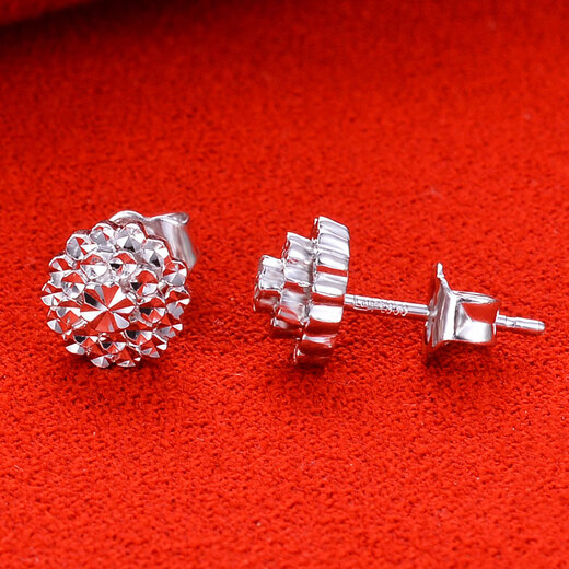 Yuanshengfu's new PT950 exquisite round imitation diamond platinum earrings, fashionable and versatile platinum earrings, 2.79 grams