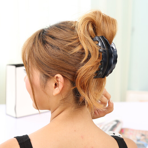 Zhaoxuan Japanese and Korean headwear, Korean style simple hairpin, large grabber, resistant to falling, bathing hair grabber, hair claw hairpin headwear J078 light brown