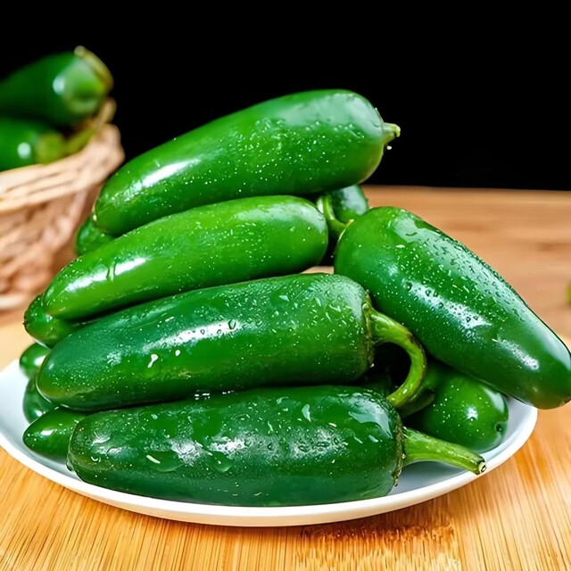GEWOSI fresh Hong Kong peppers, Mexican peppers, pickled peppers, spicy, thin skin and thick flesh, seasonal farm-grown whole box supermarket vegetables, peppers 5*0.5kg, spicy