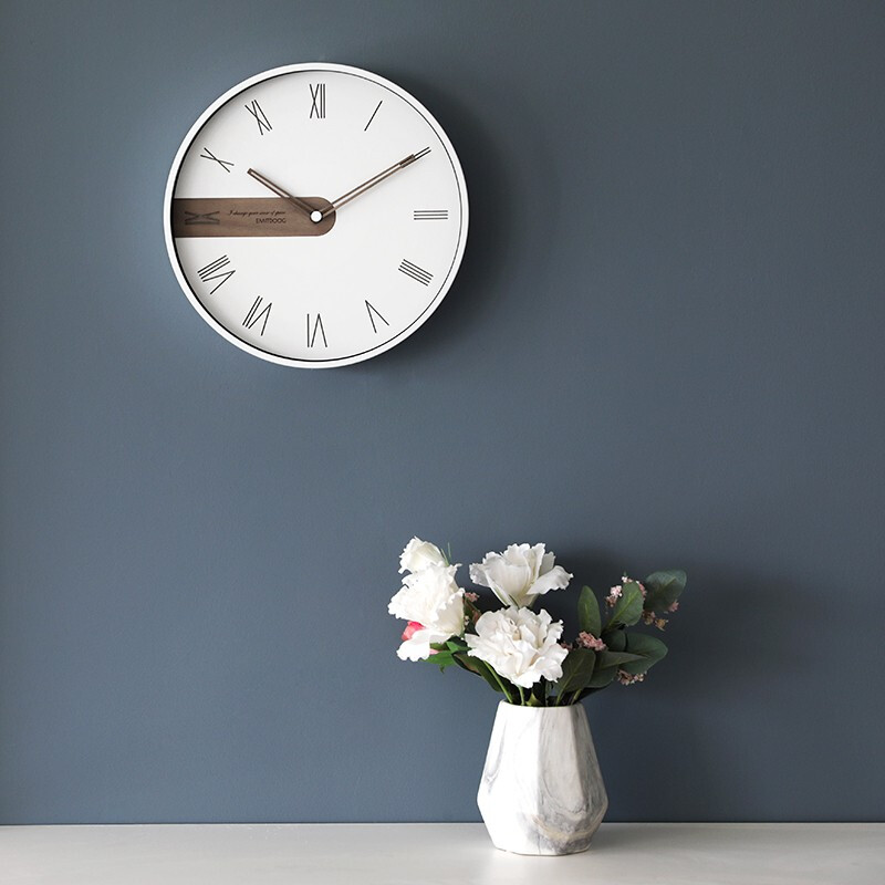 EMITDOOG (Duo barley) wall clock living room modern simple creative Nordic wall hanging silent travel time glass black frame A 12 inches