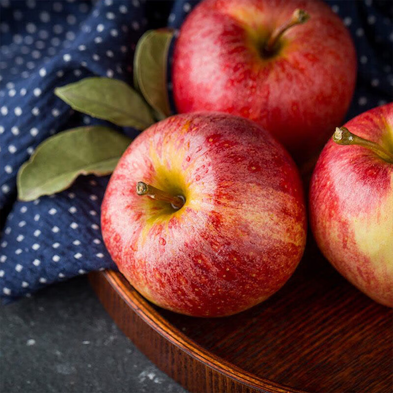 Jingxiansheng Fuji small apples imported from South Africa 5 pounds, fresh fruit, straight from the source