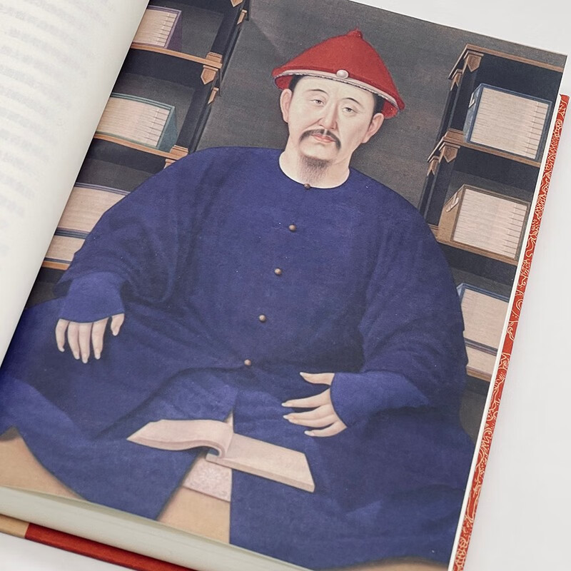 Kangxi’s red ticket. The Qing Dynasty in globalization. Exploring the integration of Chinese and Western cultures. Recommended by famous experts such as Xu Zhuoyun. Revealing the in-depth exchanges between Emperor Kangxi and Western missionaries. A must-read for history lovers.