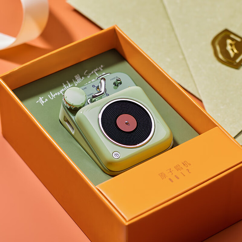 Elvis Presley Radio Elvis Presley Audio Atomic Record Player B612 MW-P1 Portable Retro Bluetooth Speaker Outdoor Mini Speaker Wilderness Green High Fidelity New Year Gift Birthday Gift