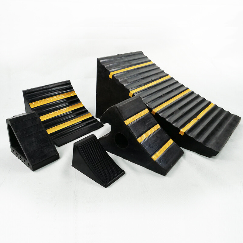 Hasdick Jingcang distribution wheel stopper rubber parking stopper slope stopper large truck tire stopper triangle wood 17.5*10*15CM gnjz-1112