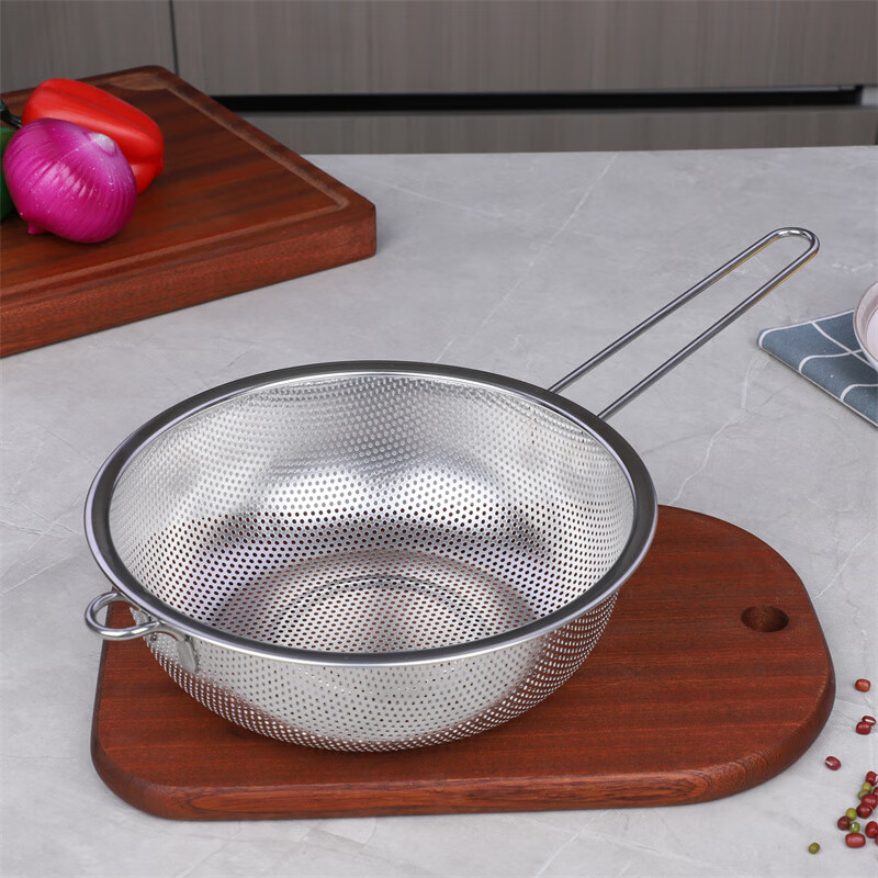 Shengde 304 stainless steel punched multi-purpose basket with basin single handle dense hole colander frying basket fence household drain basket mesh basket large size 22.5CM