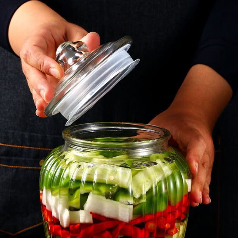 Pickle jar household glass bottle sealed jar pickle storage jar food grade storage pickle bottle pickle jar 69ml thickened glass striped jar 650ml (pack of two)