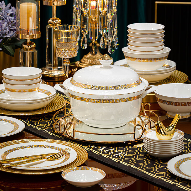 Jingqiu Jingdezhen 1380 high-temperature underglaze color high-end bone china tableware set European bowl and plate set for home relocation underglaze color golden classic 10 people suitcase 60 pieces