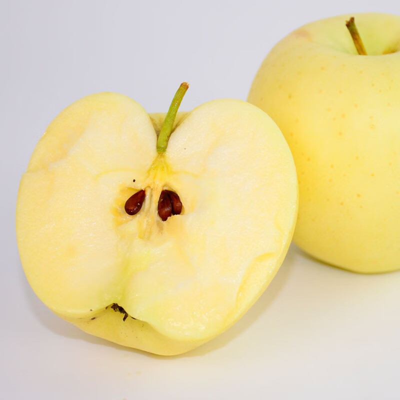 Sweet and drunk Yantai Apple Yellow Marshal Noodles Apple Golden Marshal Yellow Banana Shandong Fresh Fruit Seasonal Whole Box Fresh Fruit Net Weight 4.5 catties 75mm