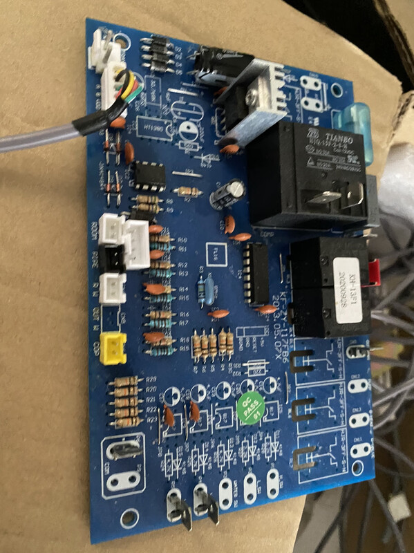 Tongyi household air energy heat pump water heater mainboard, four-core KH-13F1