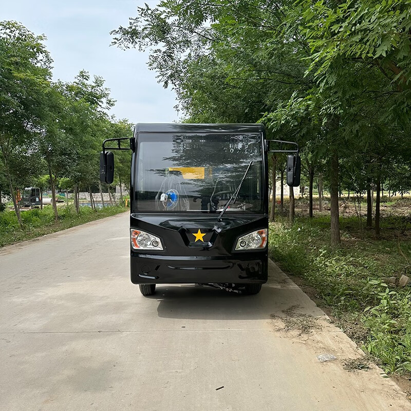 Nongdawei Electric Tailgate Dump Trash Can Transfer Truck 6 Barrels 8 Barrels Garbage Transfer Truck Airport Station High Speed Rail Station Garbage Truck Sanitation Truck Four-Wheel Cleaning Truck Automatic Lifting 8 Barrels Garbage Truck