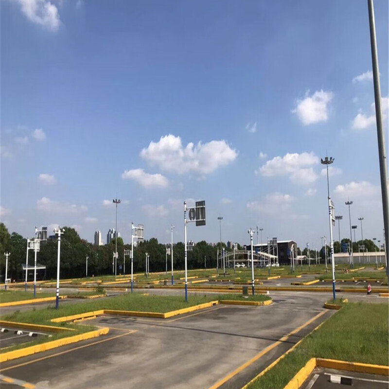 Anting Wheels provides door-to-door pick-up and drop-off training for ladies from all over the city in Shanghai. Accompanying and driving lessons for novices of this race. One-on-one C2 automatic transmission SUV 6-hour package full-week class.