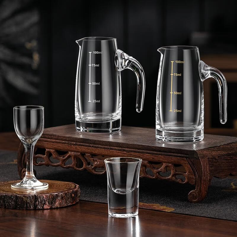 German imported high-quality white wine cup 2 liang wine set glass 2 liang white wine household Chinese style bullet cup high-end high-end wine set gold foil wine dispenser 100ml 10 pieces gold foil gold edge white